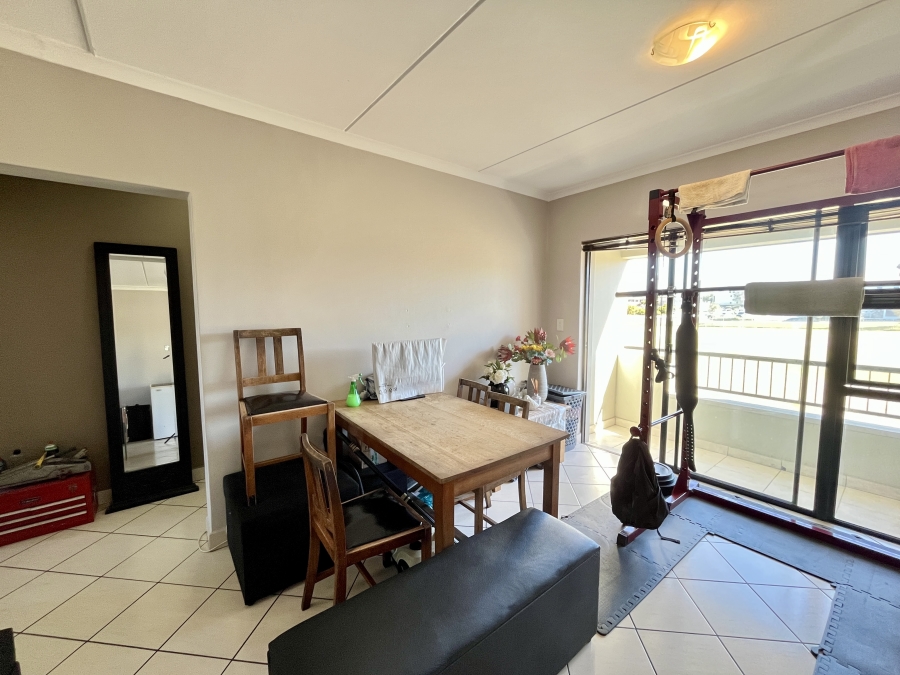 To Let 2 Bedroom Property for Rent in Burgundy Estate Western Cape